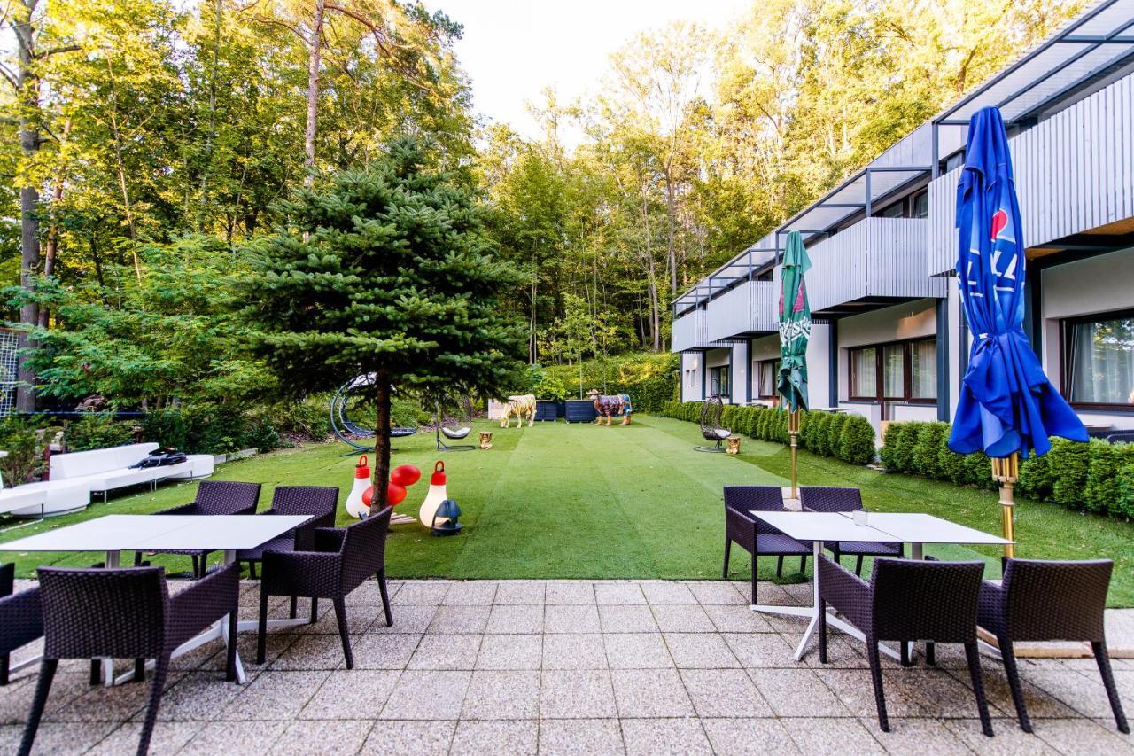 Hotel Veverica Trencin Exterior foto